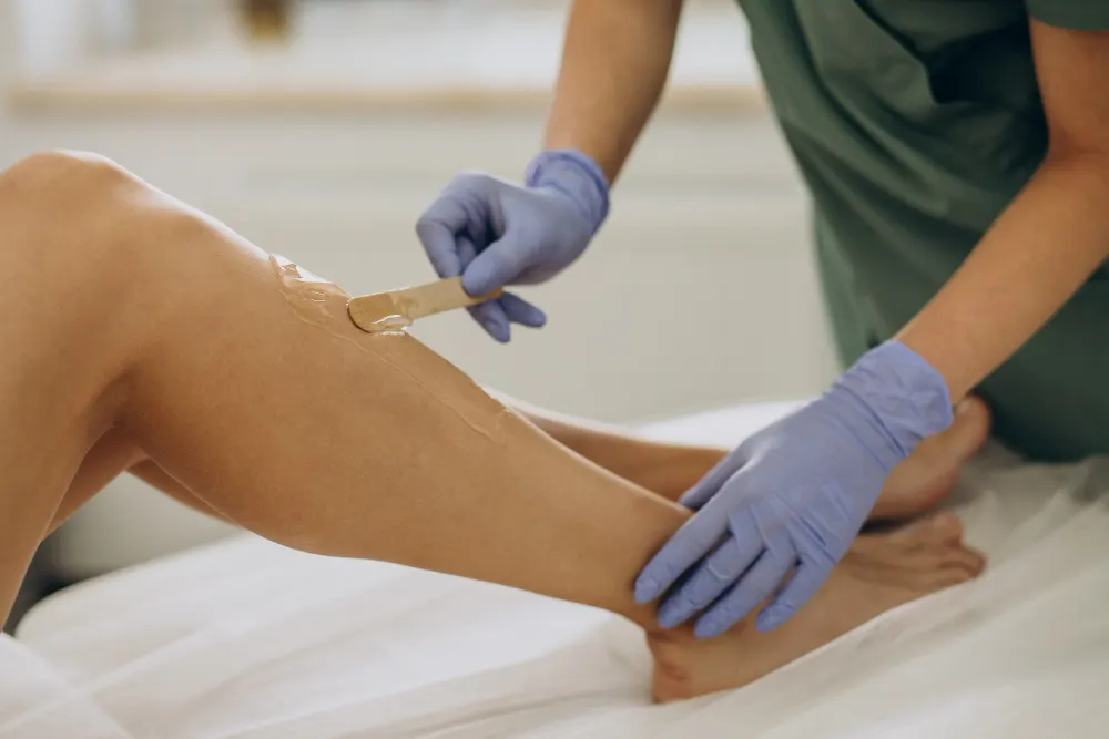 Body waxing at Breeze Depil